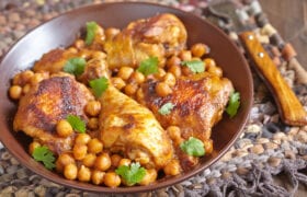 Curry Rice, Chicken and Veggie Bowl